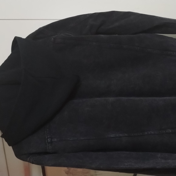 Men's used good condition denim jacket, - Picture 5 of 10